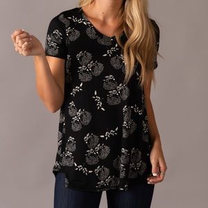 Agnes & Dora Everyday V Neck Tee